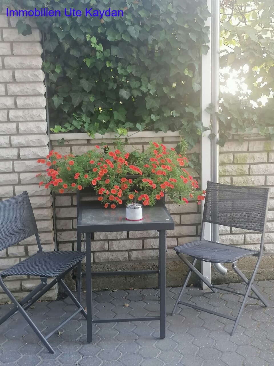 Raucherplatz vor dem Haus