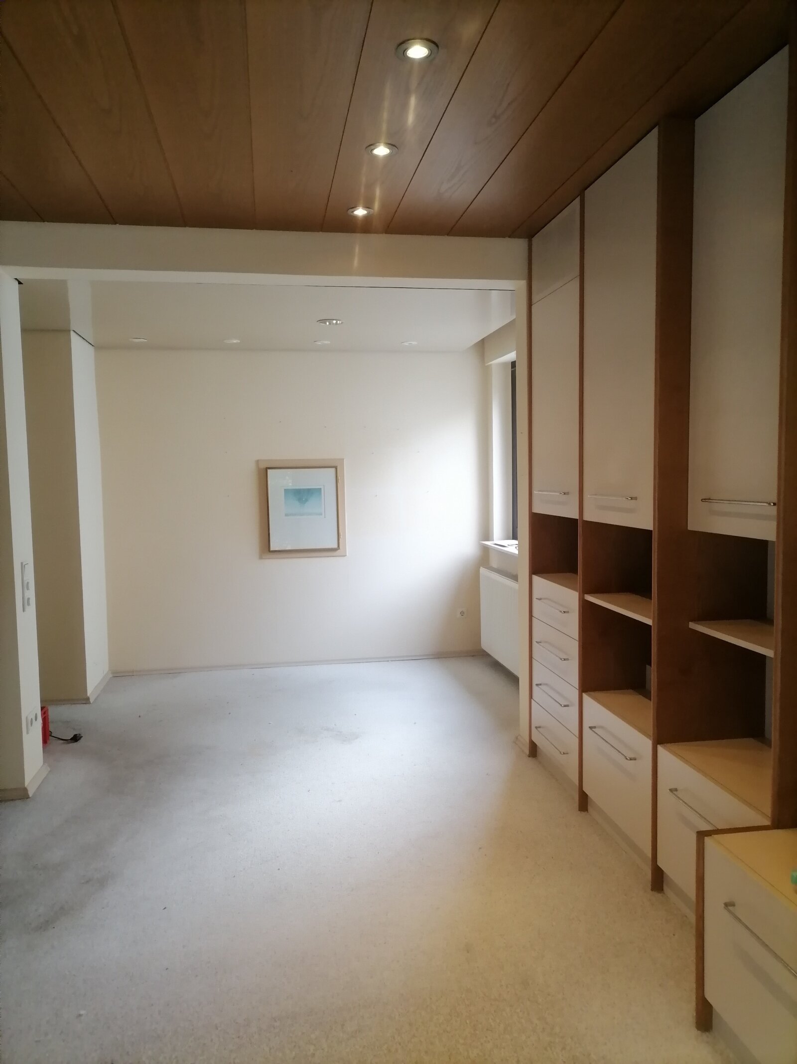 Wohnzimmer (Blick zum Essbereich) Wohnzimmer (Blick zum Essbereich)